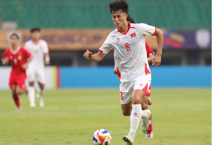 Ngay sau SEA Games 33, U22 Việt Nam tham dự vòng chung kết U23 châu Á 2026 (diễn ra vào tháng 1/2026). 0998777666555.png