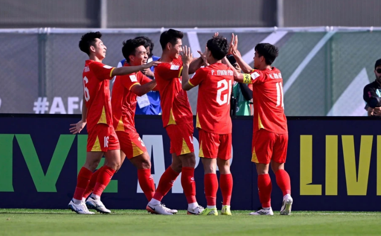 Sau khi đánh bại U23 Jordan với tỷ số 2-0 ở trận ra quân, U23 Việt Nam tạm dẫn đầu bảng A và sẽ so tài với U23 Kyrgyzstan ở lượt trận thứ hai U23 châu Á 2026. 999999999999999999.png
