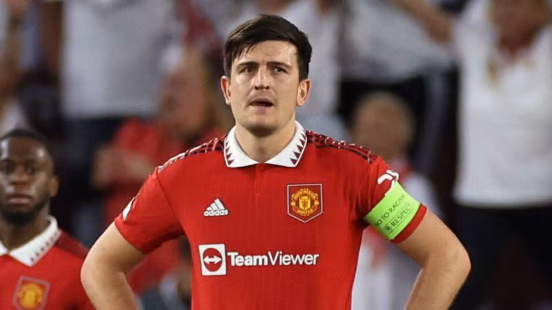 harry-maguire-after-man-utd-concede-a-goal-1052.jpg