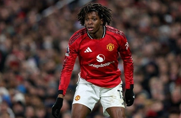 Dorgu liên tiếp lập siêu phẩm, lần lượt sút tung lưới Man City trong trận Derby và sau đó là đội đầu bảng Arsenal. img-d325311e.jpg