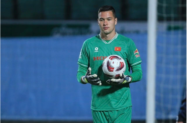 Nguyễn Filip: 1m92. 99999999999999999.png