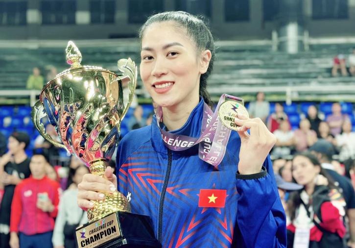 Kiều Trinh từng ghi 16 điểm cho tuyển Việt Nam trong trận chung kết bóng chuyền nữ SEA Games 32 gặp tuyển Thái Lan. 98888.png