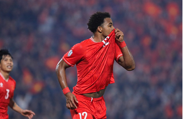 Tính tới thời điểm này, Xuân Son đã có được 8 bàn thắng cho đội tuyển Việt Nam dù mới tuyển quốc gia hơn một năm nay. 888888888888888888.png