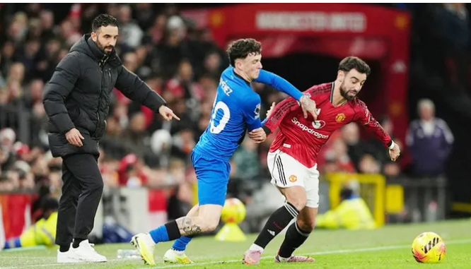 Hai mùa trước, Bournemouth thậm chí gây ấn tượng mạnh hơn khi đều thắng chủ nhà Man United với tỷ số 3-0. 8888888888888888-5106.png