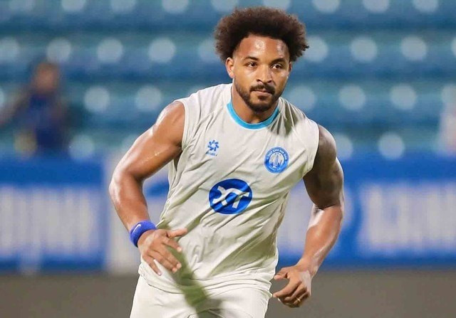 Theo thông báo mới nhất từ Ban tổ chức V-League, các CLB chỉ được phép bổ sung cầu thủ trong giai đoạn đăng ký thứ 2, bắt đầu từ 25/1/2026 và kết thúc vào 17/3/2026. xuan-son.jpg