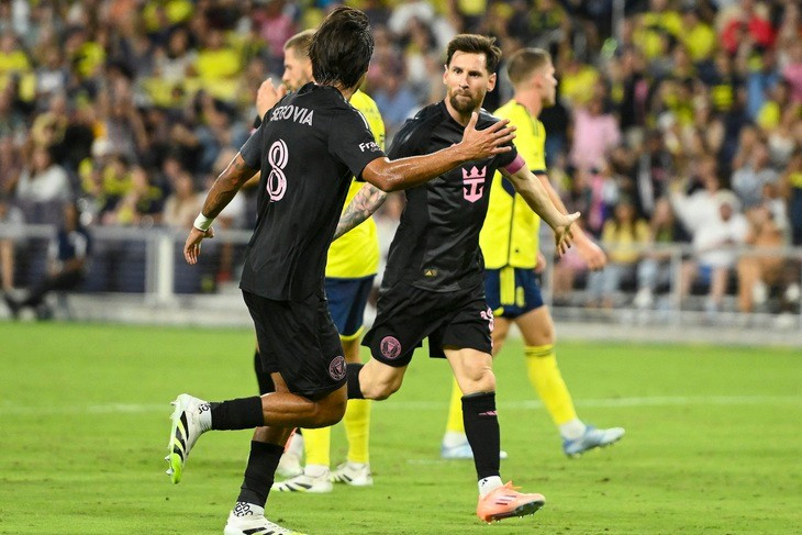 30 câu lạc bộ của MLS hiện có mức định giá trung bình 767 triệu USD, tăng 6% so với năm ngoái và tăng 39% so với lần định giá đầu tiên của Sportico về MLS vào năm 2021. lionel-messi-inter-miami-17608391917121730351577.jpg