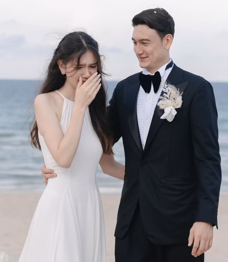 Thanh Giang dự đám cưới anh trai Đặng Văn Lâm. em-gai-dang-van-lam-dang-thanh-giang-2-1731941380148968400545.jpg