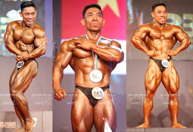 Về thành tích, 3 lần vô địch thế giới (World Champion) vào các năm 2001, 2009, 2010. tt1.jpg