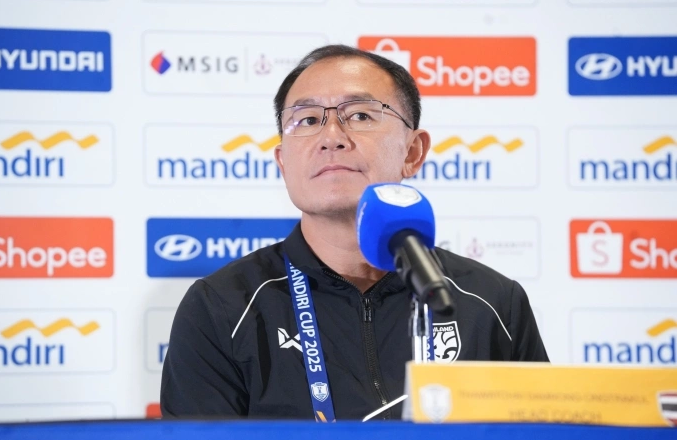 HLV Thawatchai Damrong cũng chia sẻ: “Các cầu thủ đang có tinh thần tốt, toàn đội nỗ lực hoàn thiện lối chơi và khả năng dứt điểm. Mục tiêu của chúng tôi là giành kết quả tốt nhất trước U22 Malaysia”. 00000000000000000000000000.png