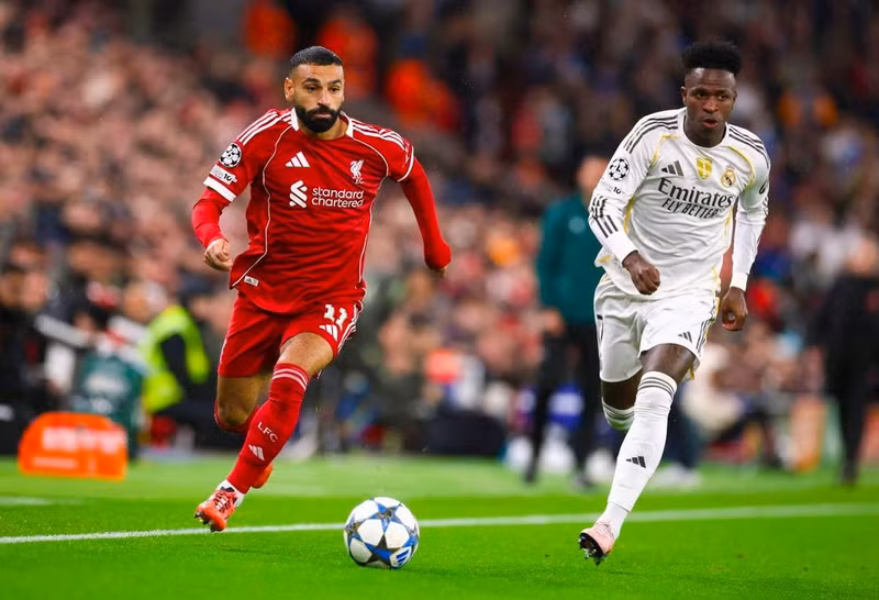 Câu lạc bộ Al Nassr sẽ trả gấp ba lần mức lương kể trên để lôi kéo Salah tới với giải Ả Rập Xê-út. img-02e17b9b.jpg