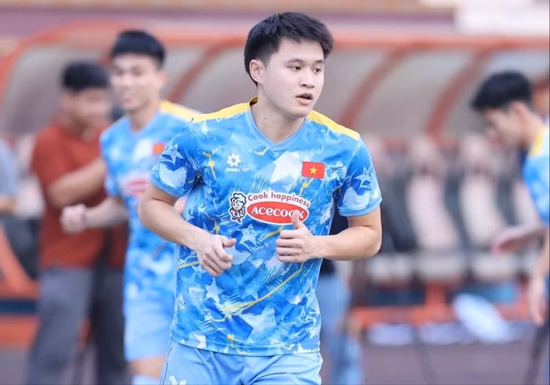 Đây đều là những cầu thủ rất chất lượng và xứng đáng lên đội tuyển Việt Nam vào tháng 3 tới, chuẩn bị cho trận đại chiến với Malaysia. image.jpg