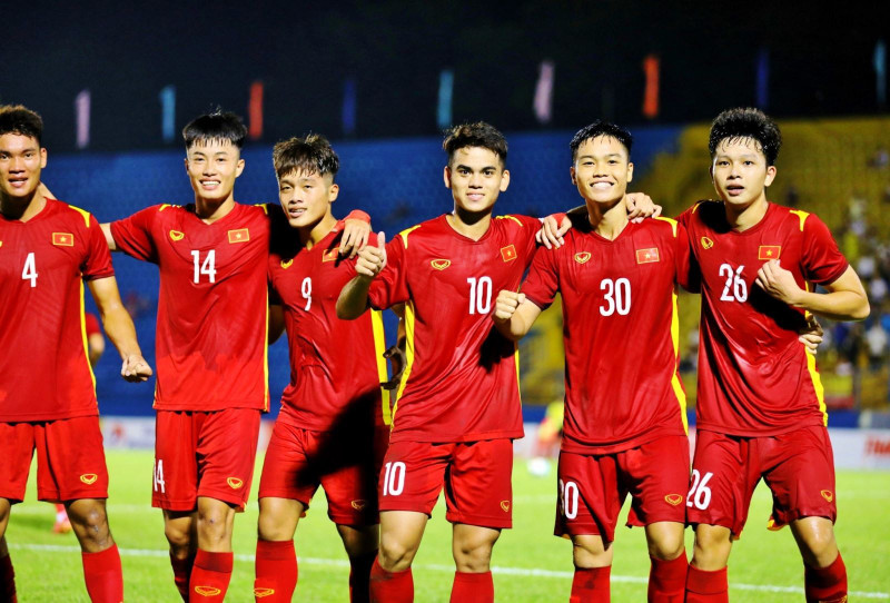 Vừa qua, VFF đã thống nhất sẽ cử đội U21 tham dự ASIAD 2026, thay vì đội U23, nhằm tạo điều kiện cho cầu thủ trẻ tích lũy kinh nghiệm thi đấu quốc tế. u-20-1826.jpg