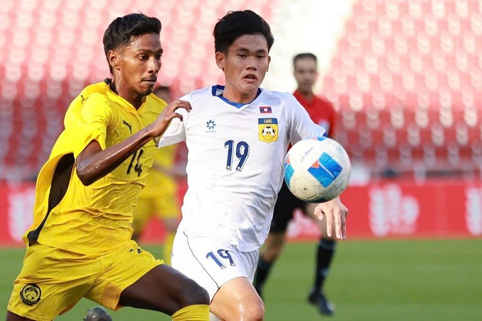 Dù vậy, HLV của U22 Malaysia Nafuzi Zain vẫn tỏ ra khá thận trọng: “Tôi đã xem tuyển Việt Nam thi đấu. Họ rất mạnh, nhanh và giàu kỹ thuật. Đó là 1 đội bóng trưởng thành và là ứng cử viên vô địch so với U22 Malaysia. u22-lao-11111.jpg