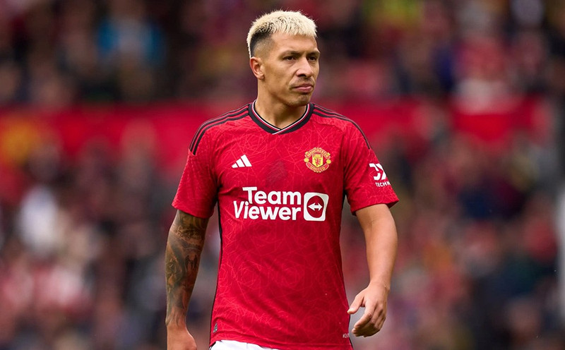 tieu-su-lisandro-martinez-1509143822.jpg