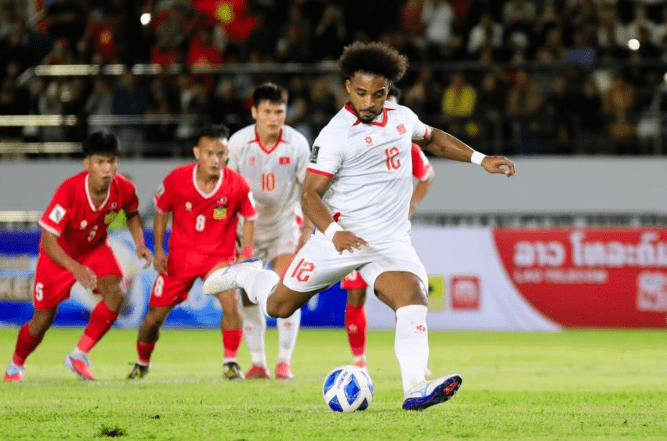 Đây là thành quả chung của tất cả. Tôi không muốn nói về riêng mình, quan trọng nhất vẫn là đội đã chiến thắng. Bàn thắng ghi được là điều vừa đủ tuyệt vời với tôi ngày hôm nay.", Xuân Son nói. screenshot-831-min-691dd768da713.png