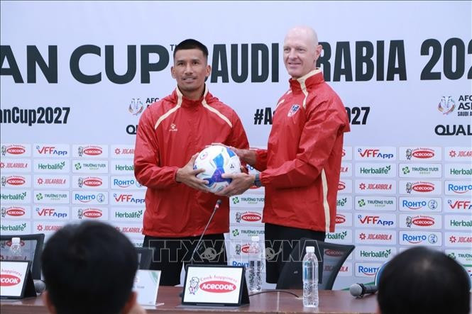 vna-potal-doi-tuyen-viet-nam-san-sang-cho-tran-gap-nepal-tai-vong-loai-asian-cup-2027-stand.jpg