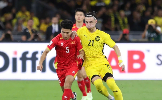 Nhờ đó, Harimau Malaya (biệt danh của đội tuyển Malaysia) đã vươn lên vị trí thứ 116 trên bảng xếp hạng FIFA. 9999999999999988888888888888888.png