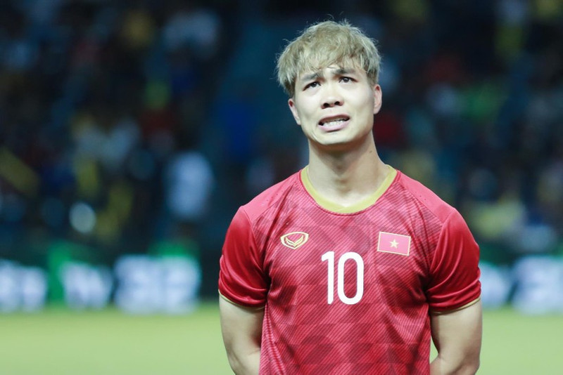 Công Phượng sau khi tỏa sáng ở giải U23 châu Á 2018 đã cùng tuyển quốc gia vô địch AFF Cup cùng năm, nhưng khi đó tiền đạo này đã 23 tuổi. vnpcong-phuong-2906.jpg