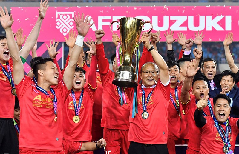Giải FIFA ASEAN Cup sẽ khác biệt với ASEAN Cup (AFF Cup) truyền thống, khi được FIFA hỗ trợ và dự kiến sẽ vô cùng chất lượng, đáng xem. dtvn-vo-dich.jpg