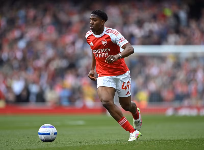 Trong khi đó, Arsenal vẫn xem Lewis-Skelly là nhân tố quan trọng trong kế hoạch phát triển lâu dài. arsenal-fc-v-newcastle-united-fc-premier-league-4-large.jpg