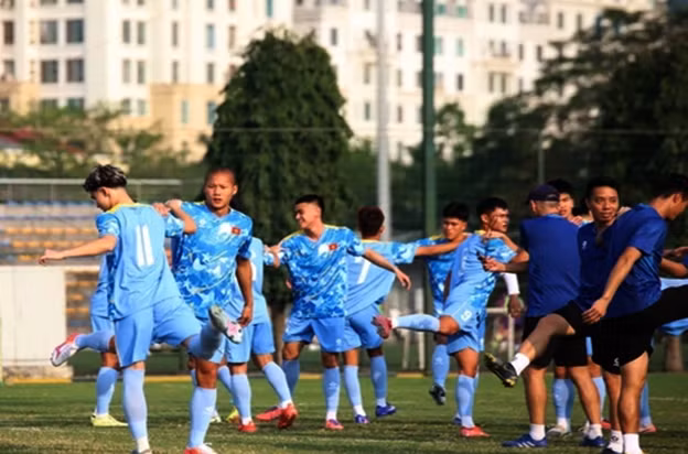 Các giải đấu trẻ khu vực thường được sắp xếp vào giữa năm, tuy nhiên cần theo dõi thông báo chính thức từ AFF hoặc VFF để có lịch cụ thể. 00000000000000-6041.png