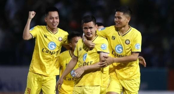 Nếu không kịp hoàn tất trước hạn đăng ký ngày 17/3, Thanh Hóa sẽ phải thi đấu với lực lượng chỉ khoảng 19 cầu thủ trong đó có 3 thủ môn. thuc-hu-chuyen-thanh-hoa-xin-khong-du-cup-c2-chau-a-220933-1716.jpg