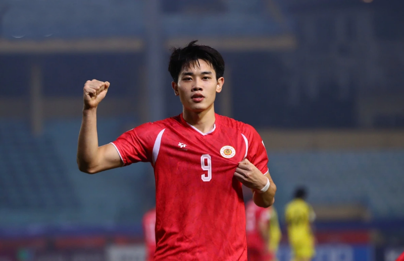 Vừa qua cũng rộ lên thông tin một số CLB của Trung Quốc muốn chiêu mộ Nguyễn Đình Bắc sau U23 châu Á. 9098888.png