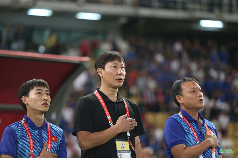 Đây là một tin rất vui đối với HLV Kim Sang-sik và ban huấn luyện. Bởi Quang Kiệt là trụ cột của U22 Việt Nam và cũng là tân binh của đội tuyển quốc gia. image-2.png