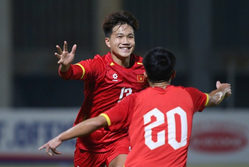 u17-viet-nam-vs-u17-malaysia-3-1610-1614.jpg