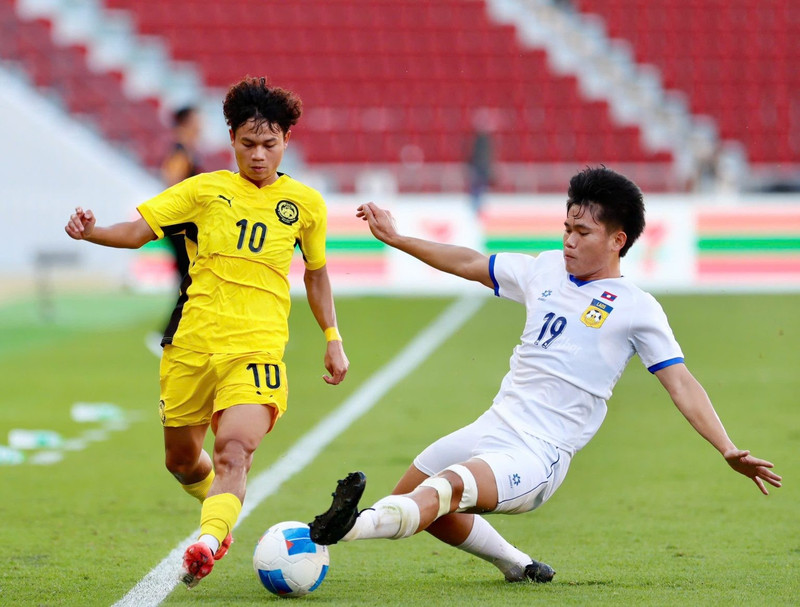 "Thất bại của U22 Indonesia trước U22 Philippines có thể làm dấy lên nguy cơ xảy ra 1 trận đấu phi thể thao ở trận đấu Việt Nam gặp Malaysia tại bảng B môn bóng đá SEA Games 2025", tờ báo Indonesia nhận định. z7299025122607-ab98a6644272155f4faa861ec49edf0f-1536x1165.jpg