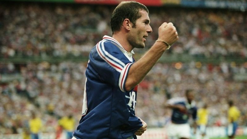sinh-nhat-zinedine-zidane-elle-man-feature.jpg