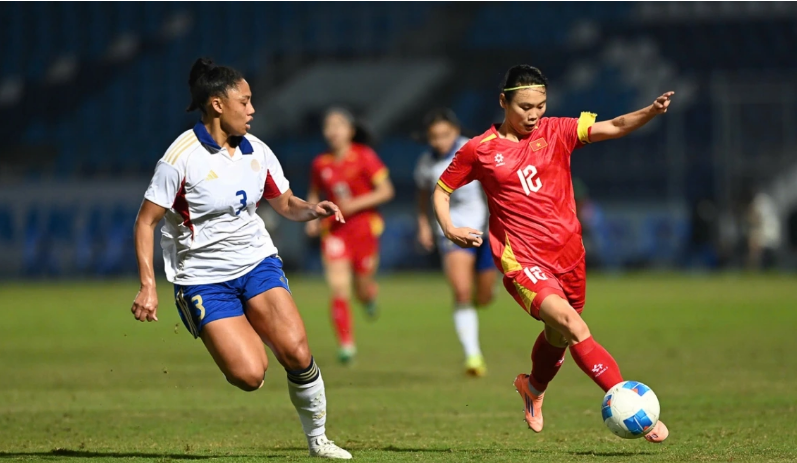 Nửa cuối hiệp hai, tuyển nữ Việt Nam tấn công dồn dập nhưng bàn thắng mở tỷ số vẫn chưa tới với đoàn quân áo đỏ. 000000000000000000.png