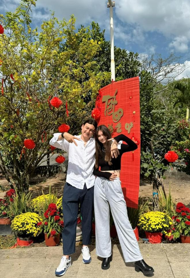 Anh em Đặng Văn Lâm đều sở hữu chiều cao hết sức ấn tượng. dang-thanh-giang-04-17270703789201340788531.jpg