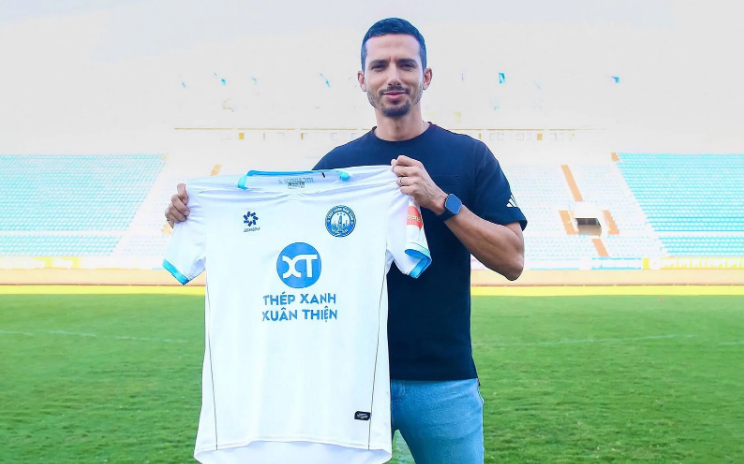 Tôi biết rằng kết quả của trận đấu trước (trước Shan United FC) chưa thể làm hài lòng mọi người nhưng tinh thần chiến đấu của toàn đội là điều rất đáng khen ngợi”. 99999999999.png