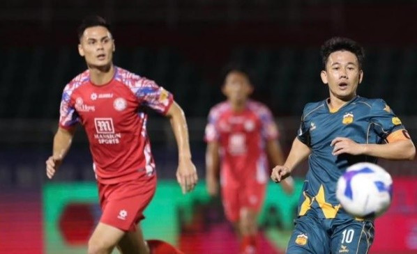 Năm 2025, anh rời Hoàng Anh Gia Lai để gia nhập CLB Trường Tươi Đồng Nai thi đấu ở giải hạng Nhất và hiện có được 5 bàn thắng cho đội bóng này sau 5 vòng đấu. 20250621-044353-93ez02ks.jpg