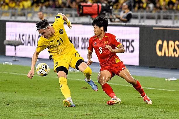 Sau khi nhận án phạt từ FIFA, tương lai của 7 cầu thủ nói trên đã bị ảnh hưởng nặng nề. 20251011-002302-e6c6pd8w.jpg