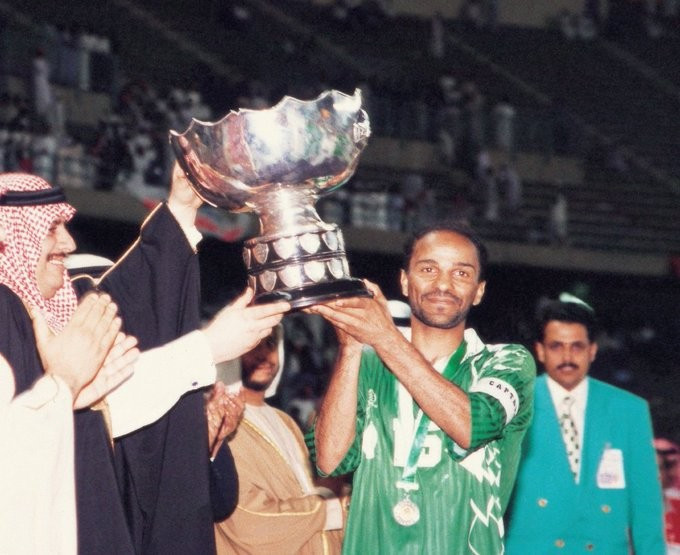 Saudi Arabia cũng có tới 3 lần vô địch Asian Cup: 1984, 1988, 1996. du8niulx4aaojcn.jpg