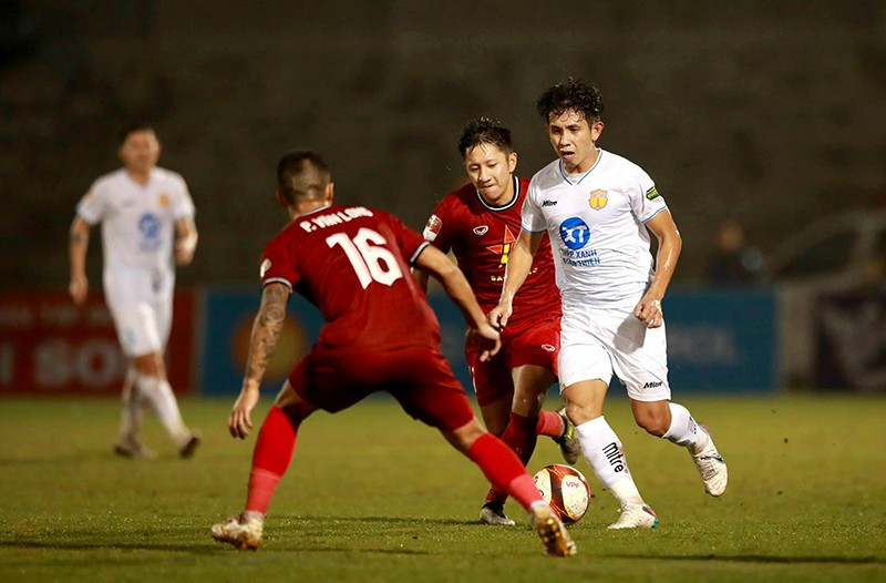 Vì chấn thương, Hồng Duy có lần lỗi hẹn với vòng loại U23 châu Á và SEA Games một cách hết sức đáng tiếc. image.jpg