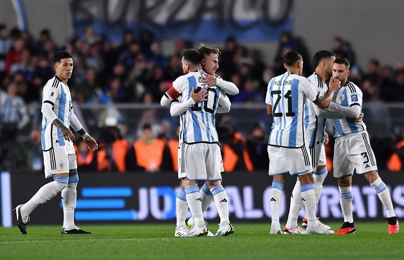 “Vâng, rõ ràng là tôi rất háo hức. Giải World Cup luôn là giải đấu đặc biệt, là niềm vinh dự lớn khi được thi đấu cho đội tuyển quốc gia, nhất là sau khi đã từng vô địch. argentina-vs-ecuador.jpg