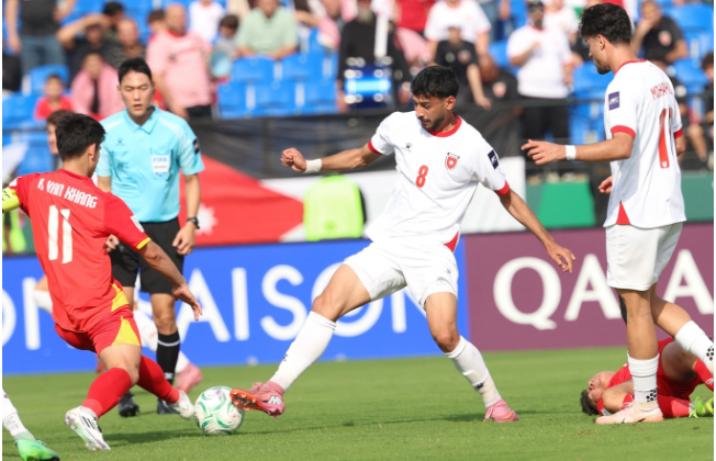 Dưới sự dẫn dắt của HLV Kim Sang Sik, U23 Việt Nam đã thi đấu đầy nỗ lực để tạo nên màn chào sân không thể thuyết phục hơn tại vòng chung kết U23 châu Á 2026. 999999999999999999.png