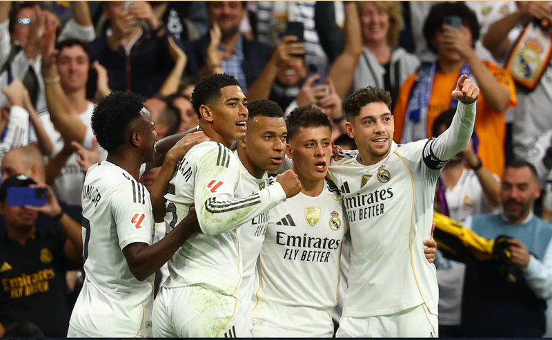 Dưới thời HLV Xabi Alonso, Real ưu tiên trẻ hóa hàng thủ sau khi những lão tướng như Nacho hay Alaba bước sang sườn dốc sự nghiệp. anh-chup-man-hinh-2025-10-27-luc-005001-17615014174561973119136.png