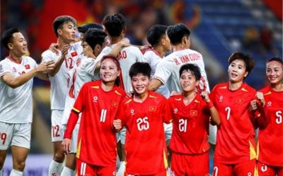 SEA Games 33, cả tuyển U22 và tuyển nữ Việt Nam đều đặt mục tiêu có được tấm huy chương vàng danh giá. sgu22-nu-400x240-6426.jpg