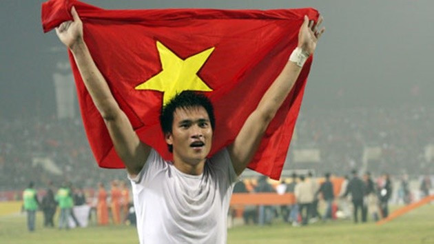 Lê Công Vinh ghi 5 bàn cho U20 Việt Nam, 10 bàn thắng cho U23 Việt Nam và 51 bàn thắng cho đội tuyển quốc gia Việt Nam. cong-vinh-1-2333-1.jpg