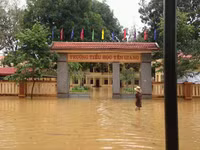 Thanh Hóa: Cứu trợ khẩn cấp hàng nghìn nhà dân ngập lũ ảnh 4