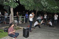 Nữ sinh viên sư phạm mê…sáo trúc ảnh 1