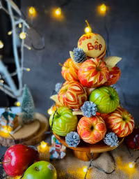 Trang trí bàn tiệc Giáng sinh từ rau củ quả siêu đáng yêu