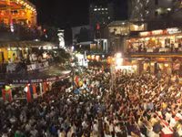 Huế khai trương tuyến phố du lịch trong đêm ảnh 1 Huế khai trương tuyến phố du lịch trong đêm ảnh 1