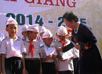 Phấn đấu dạy tốt - học tốt, xứng đáng với ngôi trường trọng điểm mảnh đất Núi Hồng - Sông La ảnh 5 Phấn đấu dạy tốt - học tốt, xứng đáng với ngôi trường trọng điểm mảnh đất Núi Hồng - Sông La ảnh 5