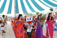 Hà Nội: Các trường học phấn khởi bước vào năm học mới ảnh 1 Hà Nội: Các trường học phấn khởi bước vào năm học mới ảnh 1