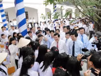 Chủ tịch nước chúc các học sinh một năm học đạt nhiều thành tích xuất sắc ảnh 9